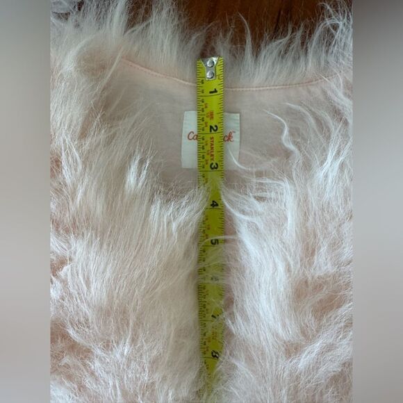Cat & Jack pink fuzzy lightweight hook n eye closure size 10-12 girls - Picture 13 of 16